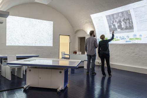 Wolfenbüttel, 2016, Blick in die multimediale Lernumgebung, Gedenkstätte in der JVA Wolfenbüttel, Jesco Denzel