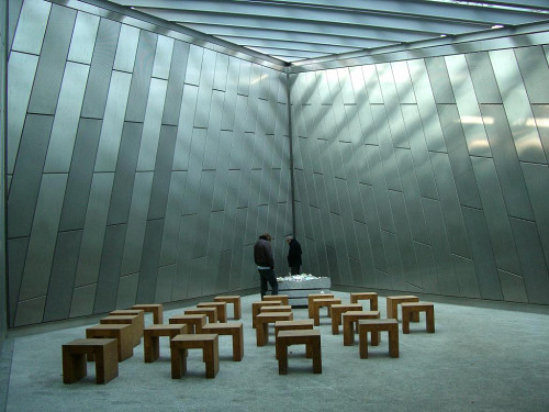 Lohheide, 2007, Im Inneren des Hauses der Stille, Ronnie Golz