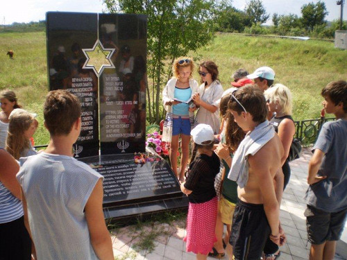 Lohheide, 2007, Obelisk aus dem Jahr 1947, Ronnie Golz