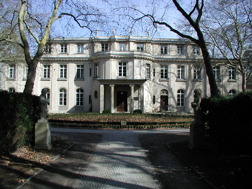 Berlin, 2002, Haus der Wannsee-Konferenz, Gedenkstätte Haus der Wannsee-Konferenz