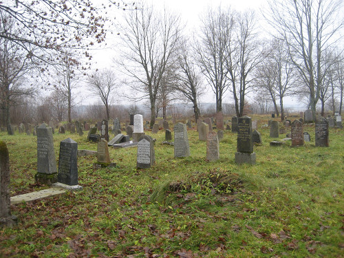 Jurburg, 2011, Auf dem Friedhof, Stiftung Denkmal