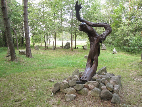 Łomazy, 2010, Denkmal an der Erschießungsstätte, Tomasz Kowalik