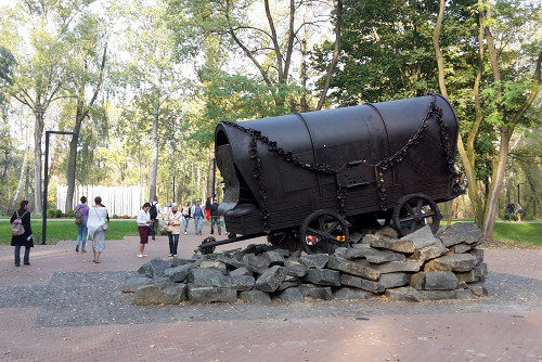 Babi Yar, 2016, Memorial to the murdered Roma, Stiftung Denkmal