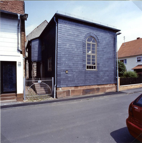 Roth, 2002,  Süd-Südwest-Fassade des restaurierten Gebäudes, Landesamt für Denkmalpflege Hessen, Christine Krienke