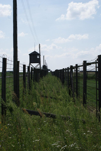 Lublin, 2009, Stacheldraht und Wachturm, Thorbjörn Hoverberg