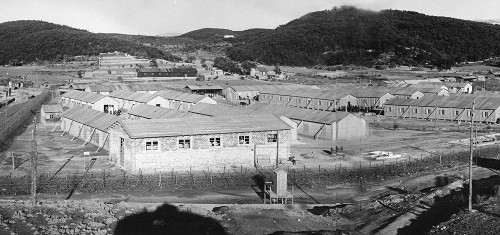 Rab, o.D., Ansicht des Lagers bei Kampor, Muzej novejše zgodovine Slovenije