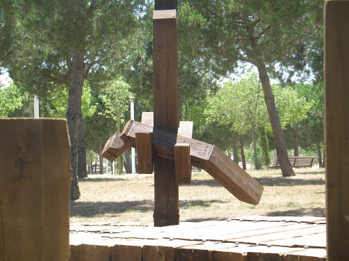Madrid, 2007, Holzfigur, Isabell Morgado