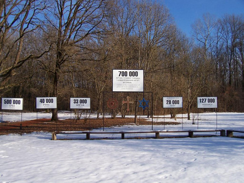 Donja Gradina, 2006, Das Schilderdenkmal in Donja Gradina, Stiftung Denkmal, Stefan Dietrich