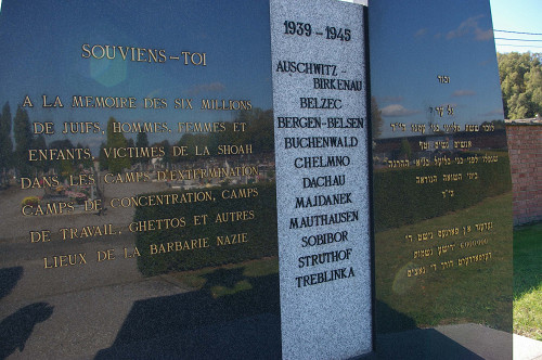 Charleroi, 2009, Inschrift auf dem neueren Denkmal, Jacques Gurnicky