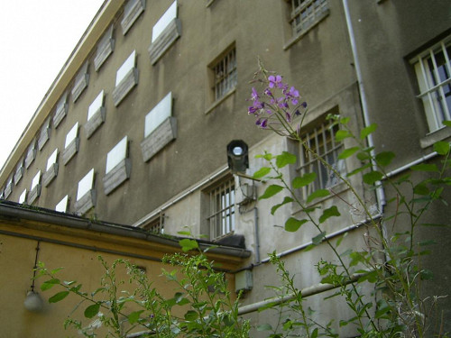 Schwerin, 2003, Außenansicht, Dokumentationszentrum