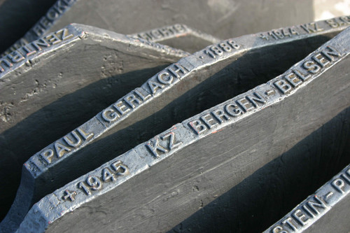 Berlin, 2008, Detailansicht des Mahnmals, Stiftung Denkmal, Anne Bobzin