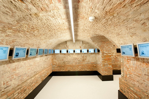 Mechelen, 2012, Blick in die Gedenkstätte in der ehemaligen Kaserne, Christophe Ketels
