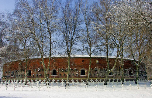 Zamość, 2007, Friedhof an der Rotunde, Muzeum Zamojskie