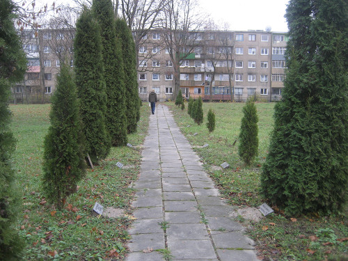 Memel, 2011, »Allee der Gerechten unter den Völkern«, Stiftung Denkmal