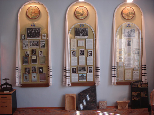 Czernowitz, 2011, Blick in die Ausstellung, Werenko Ja.G.