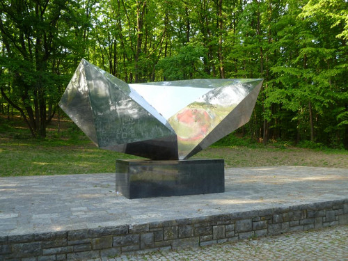 Zagreb, 2011, Denkmal von Vojin Bakić »Zeit des Martyriums«, Vjeran Pavlaković