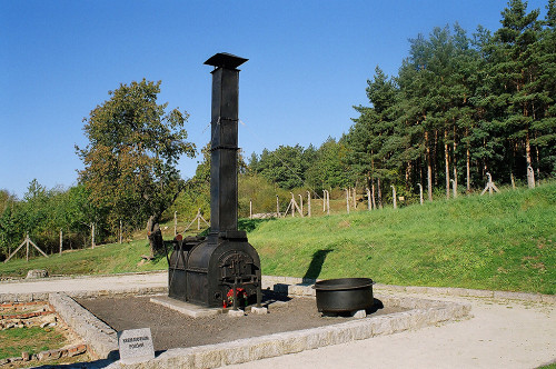 Groß-Rosen, 2007, Feldkrematorium, Alan Collins