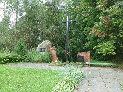 Mikieten, 2012, Gesamtansicht des Denkmals, Günther Kraemer
