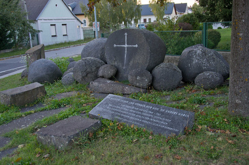 Lackenbach, 2012, Mahnmal für Roma und Sinti, Wikipedia Commons, Hadinger
