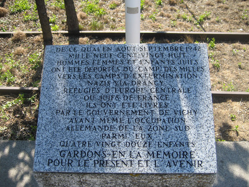 Les Milles, 2008, Gedenktafel für die deportierten Juden, Stiftung Denkmal