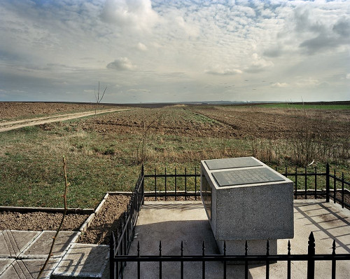 Rohatyn, 2014, Denkmal südlich der Stadt, Jason Francisco
