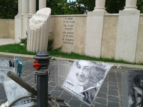 Budapest, 2015, »Meine Mutter, wenige Wochen vor Auschwitz«, Stiftung Denkmal