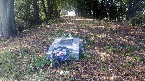 Myrne bei Berditschew, 2017, Denkmal an einem Massengrab am Ort der größten Massenerschießung, Stiftung Denkmal