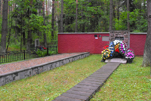 Iwje, 2012, Denkmal an der Erschießungsstätte, Vadim Akopyan