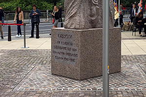 Denkmal_Zuschnitt_Inschrift