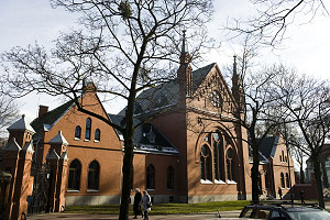 Facade_of_museum_building