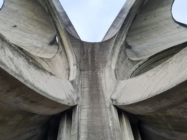 Jasenovac, 2024, Die »Blume« in Nahaufnahme, Stiftung Denkmal