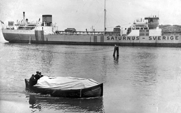 Göteborg, 1942, Das Handelsschiff Saturnus im Hafen von Göteborg, Wikimedia Commons / Pressens Bild