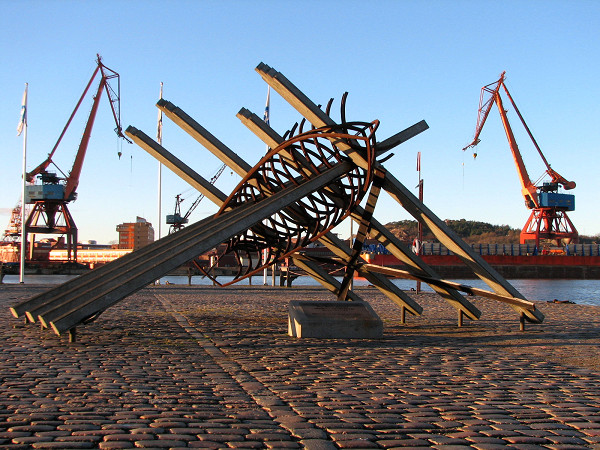Göteborg, 2007, Das Denkmal für die Seeleute im Zweiten Weltkrieg an seinem alten Standort, Wikimedia Commons / Rolf Broberg
