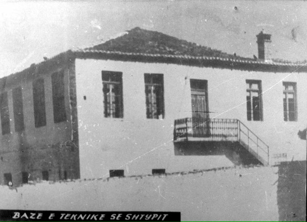 Berat, o.D., Ein Haus, in dem Juden versteckt wurden, Yad Vashem