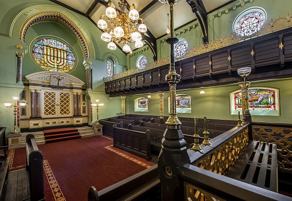 Manchester, 2021, Blick in die zum Museum gehörende Synagoge, Manchester Jewish Museum / Joel Chester Fildes