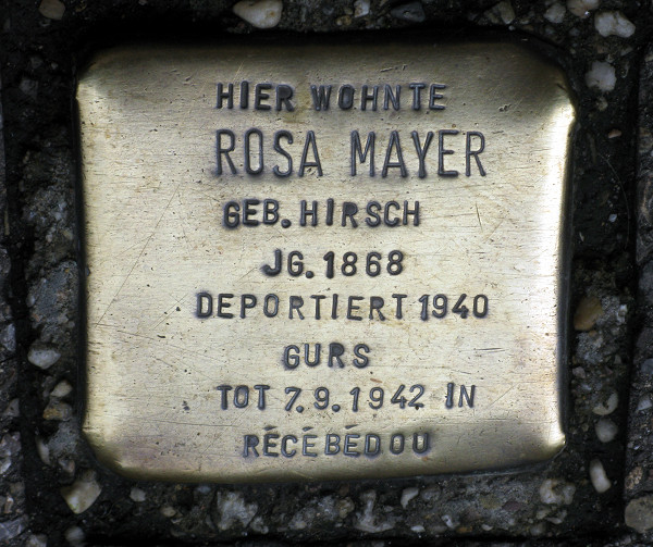 Freiburg im Breisgau, 2020, Stolperstein in Erinnerung an Rosa Mayer, Internierte im Lager Récébédou, Andreas Schwarzkopf, CC BY-SA 4.0