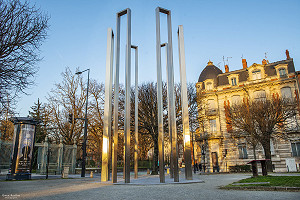 Ansicht des Shoah-Denkmals von Toulouse 1 - Gwen Bovilan - Vervielfältigung genehmigt von der Autorin