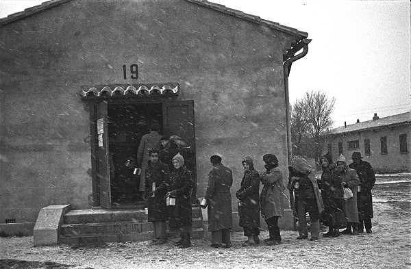 Portet-sur-Garonne, o.D., Häftlinge im Lager Récébédou, Paul Senn / Mairie de Portet-sur-Garonne