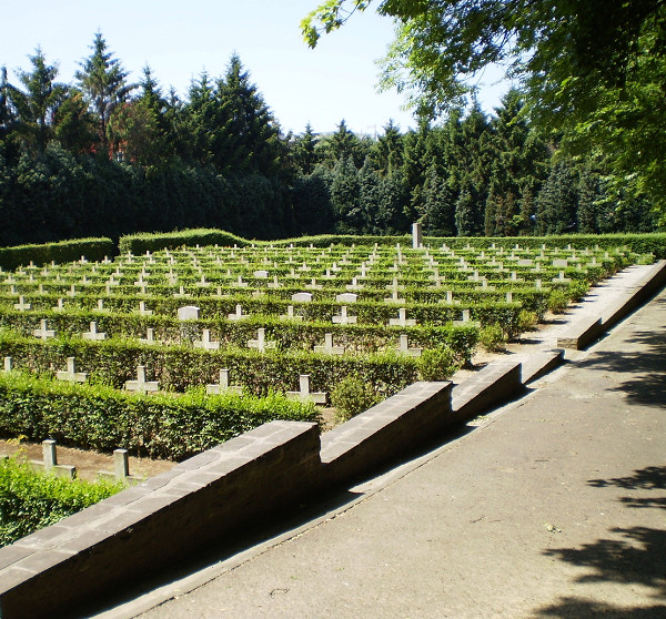 Brüssel, 2009, Allgemeine Ansicht vom Feld der Erschossenen von Schaerbeek, Leszek Sachs, CC BY 2.0