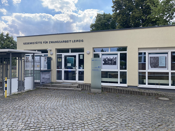 Leipzig, 2022, Außenansicht der Gedenkstätte, Gedenkstätte für Zwangsarbeit Leipzig