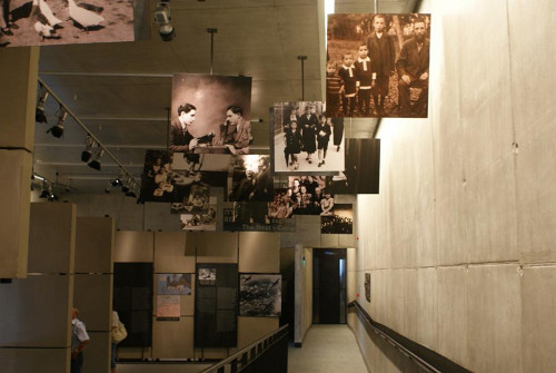 Belzec, 2009, Blick in die Ausstellung, Thorbjörn Hoverberg
