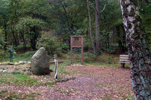 Ommen 2007, Gedenkzeichen auf dem ehemaligen Lagergelände, Streeksmuseum Ommen, Henk Soer