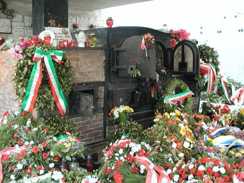 Gusen, o.D., Erhaltener Kreamtoriumsofen im Inneren der Gedenkstätte Gusen, KZ-Gedenkstätte Gusen, Martha Gammer