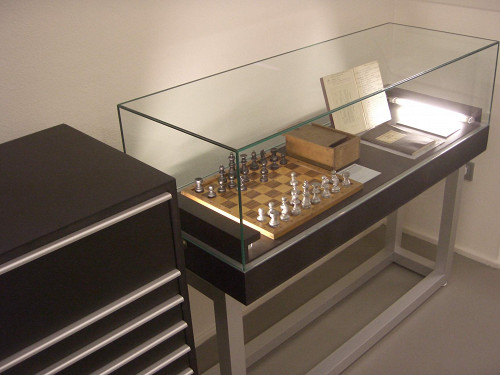 Halle, 2006, Aus der Dauerausstellung zur NS-Zeit, Sammlung Gedenkstätte ROTER OCHSE Halle (Saale)